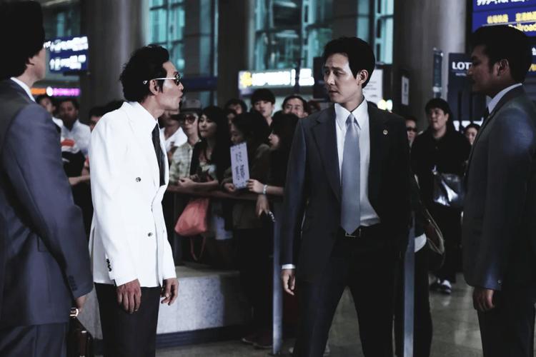 韩国电影黑帮,韩国电影黑帮卧底警察叫什么