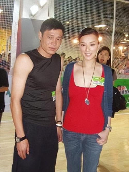 范志毅女儿新恋情曝光,范志毅女儿新恋情曝光老年人肚子胀气怎么办